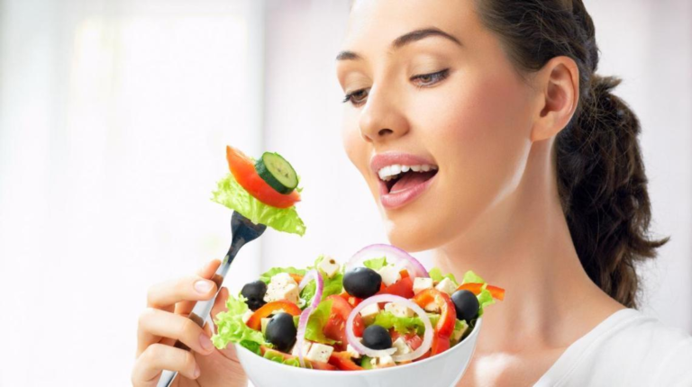 6 healthy eating and diet tips for women